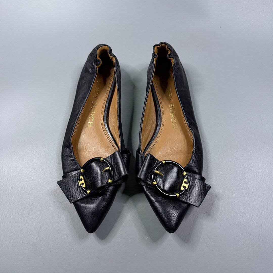 Tory Burch - Pointed Toe Metal Round Buckle Flats (Category: Flats & Sandals) located in Paranaque City. Submitted by millennial_goodz (Listing ID 1461473456, Image 2). Description: WTS Tory Burch - Pointed Toe Metal Round Buckle Flats Size 7.5 Womens Excellent to new condition Authentic DM.