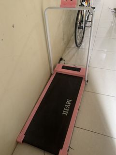 (Kategori: ) berada di . Dikirim oleh lemariku_penuhh (ID iklan 1461402578, Gambar 1). Deskripsi: .