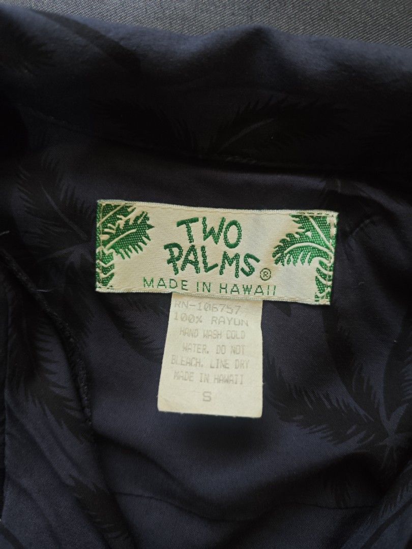 Two Palms Hawaiian Shirt (Category: Tshirts & Polo Shirts ) located in Batangas. Submitted by retroguyy (Listing ID 1461353482, Image 2). Description: Two Palms Hawaiian Shirt Chest (Pit) = 19 inch Length= 28 inch Made in Hawaii Material = Rayon.