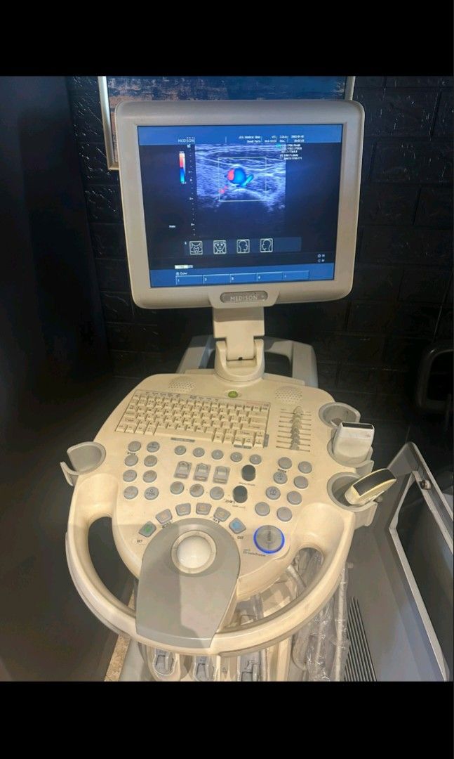 Ultrasound Machine (Category: Medical Supplies & Tools) located in Angeles City. Submitted by ryainramos (Listing ID 1461376193, Image 1). Description: Samsung medison x6 2 probes linear convex.