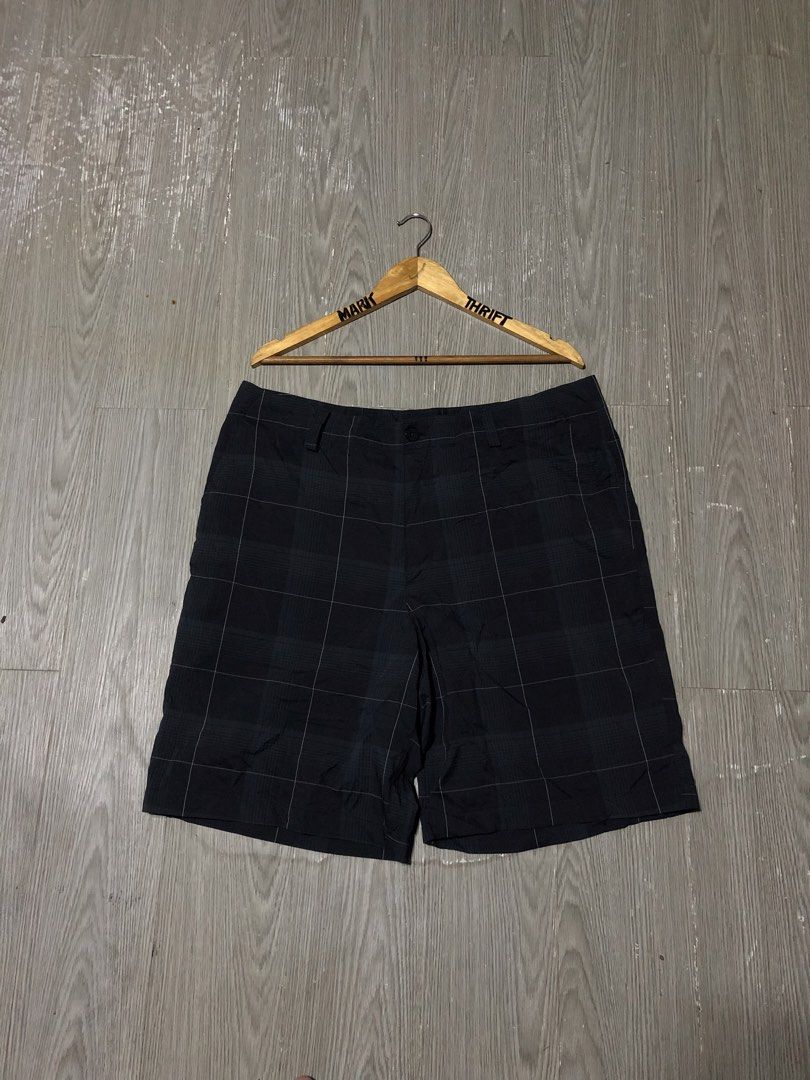 UNDER AMOUR GOLF SHORT (Category: Shorts) located in Manila. Submitted by triptothrift7 (Listing ID 1461497006, Image 2). Description: pm me for fast transaction! UNDER AMOUR GOLF SHORT for only 699 size 38 on tag waistline 38 - 40 length 21.5 no issue excellent condition color rate 9/10 mode of payment gcash or bank transfer location Biñan laguna.