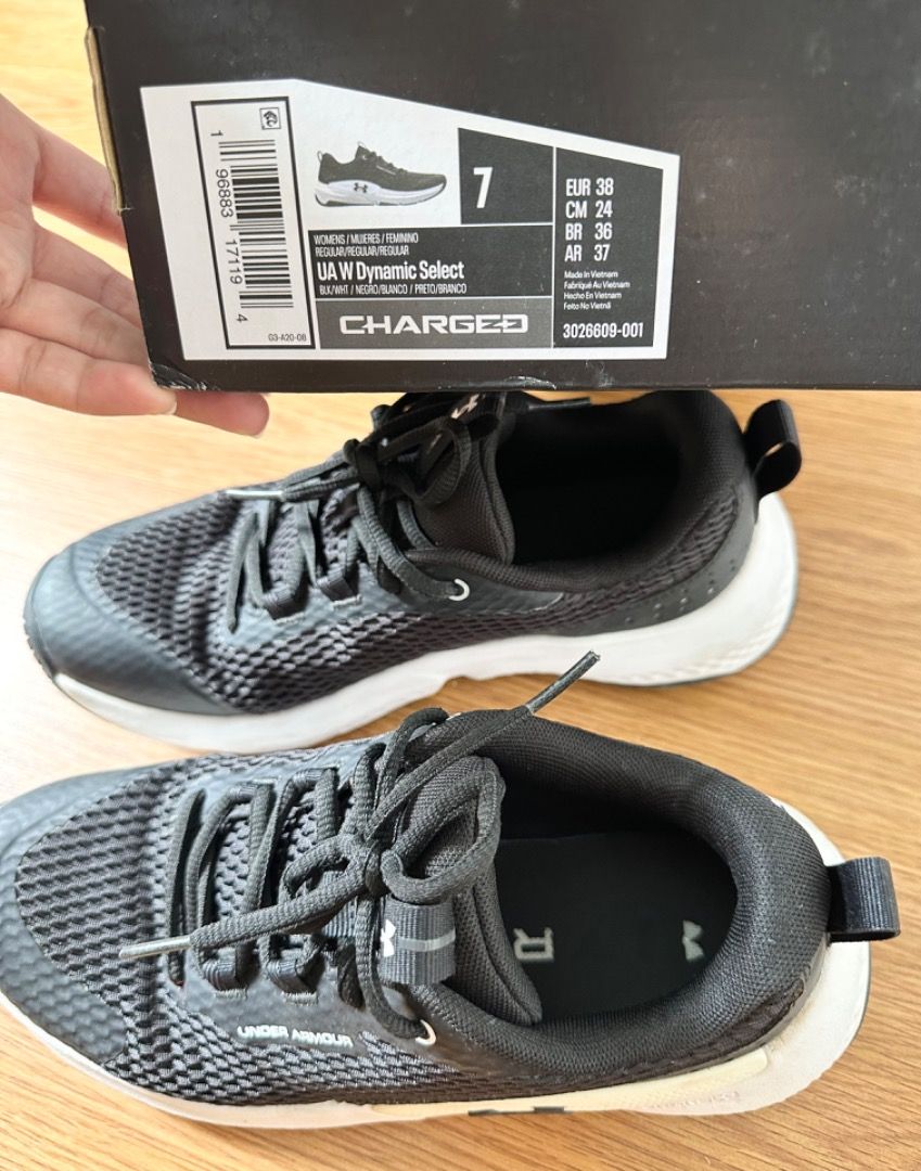 Under Armour Charged Dynamic Size 7 (Category: Sneakers) located in Mandaluyong City. Submitted by unworntobarelyworn (Listing ID 1461336553, Image 1). Description: Condition: 8/10 - Brand: Under Armour - Model: Charged Dynamic Select - Size: 7 US Women's - Color: Black with white soles - Ideal for: Training and everyday wear - Condition: Comes with original box.