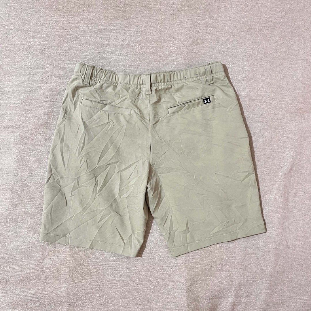 Under Armour Golf Shorts (Category: Activewear) located in Sagay. Submitted by worn_archivez (Listing ID 1461456208, Image 2). Description: - Waistline: 32" - Length: 18" - Very good condition - Minimal flaw.