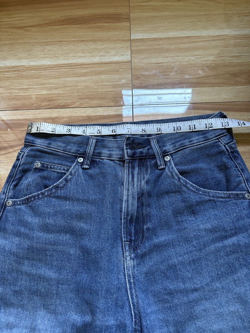 Uniqlo Barrel Jeans - Blue (Category: Jeans) located in Bacolor. Submitted by declutterwithmilo (Listing ID 1461325578, Image 3). Description: Size 22 on tag 📦 RFS: declutterring. 💸 Payment: via Gotyme & Maribank. 💳 No cod option. Payment first policy (No Payment first, No Reservation) 🚚 Courier: J&T Express 📍Location: pampanga 📹 Please don’t ask the actual photo of the item, because is already posted. 📥 Strictly no returns. ❌ NO meet ups.