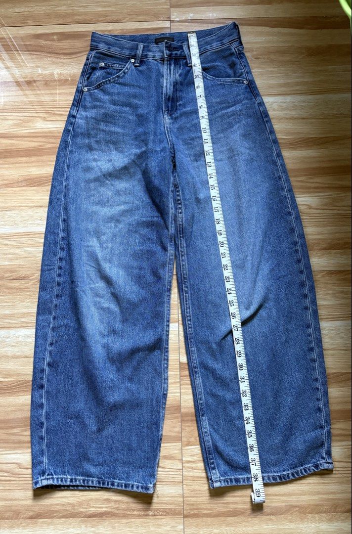 Uniqlo Barrel Jeans - Blue (Category: Jeans) located in Bacolor. Submitted by declutterwithmilo (Listing ID 1461325578, Image 2). Description: Size 22 on tag 📦 RFS: declutterring. 💸 Payment: via Gotyme & Maribank. 💳 No cod option. Payment first policy (No Payment first, No Reservation) 🚚 Courier: J&T Express 📍Location: pampanga 📹 Please don’t ask the actual photo of the item, because is already posted. 📥 Strictly no returns. ❌ NO meet ups.