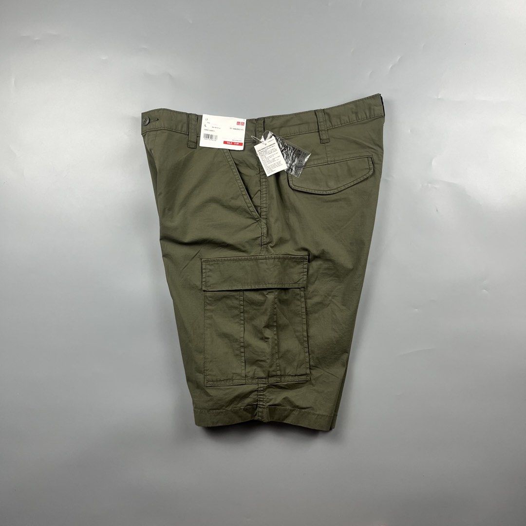 Uniqlo Cargo Shorts (Category: Activewear) located in Los Banos. Submitted by 4030.archives. (Listing ID 1461491381, Image 2). Description: Uniqlo Cargo Shorts 1000 Pesos Fits 32-34 waistline Length : 21.5 inches Hem : 12 inches Brandnew .