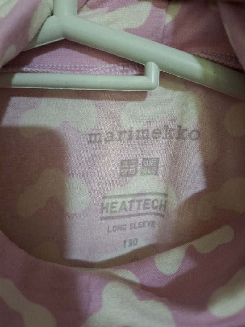Uniqlo heattech turtleneck 130 (Category: Babies & Kids Fashion) located in Subic. Submitted by petitecorner22 (Listing ID 1461395221, Image 2). Description: kids 130 7-8.