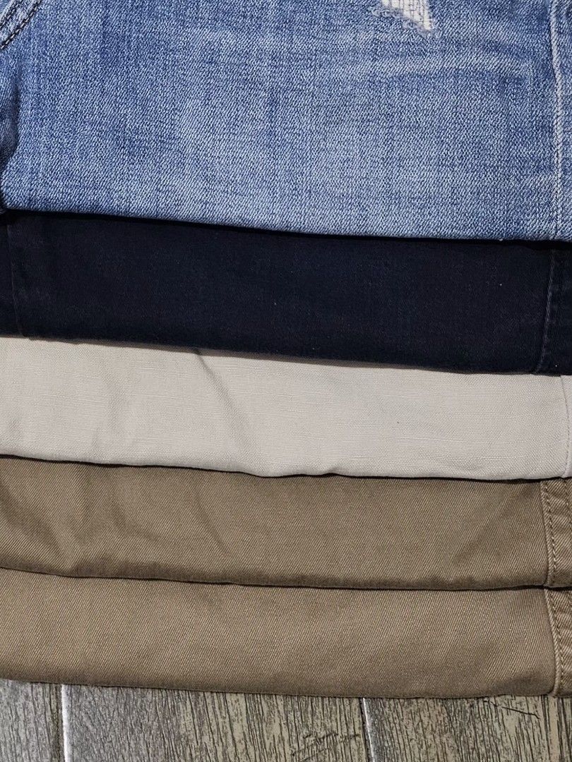 Uniqlo Pants 5 for 1000 (Category: Chinos) located in Pasay City. Submitted by pass.it.on.ph (Listing ID 1461544835, Image 1). Description: Take all for 1000 1. W 33" L 42.5" Inseam 32.5" Hem 7.5" 2. W 31.5" H 41.5" Inseam 32" Hem 7" 3. W 33" L 35" Inseam 26" Hem 6" 4. W 30" L 34.5" Inseam 26.5" Hem 5" 5. W 31" L 34" Inseam 25" Hem 6".