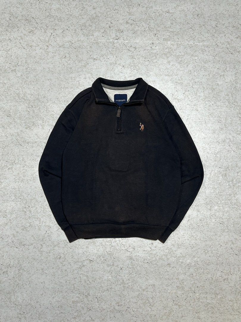 US POLO ASSN. Qzip (Category: Coats, Jackets and Outerwear) located in Caloocan City. Submitted by true_roman_thrift (Listing ID 1461397928, Image 1). Description: Dimes : W24 x L26 Flaws : Sign of Usage Good Condition.