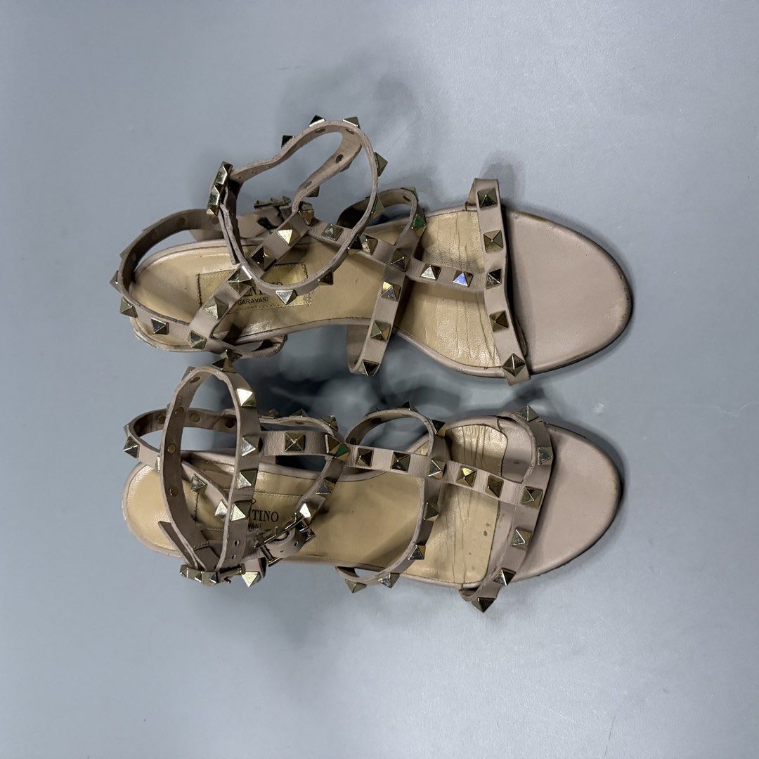 Valentino Garavani - Rockstud Ankle Strap Sandals (Category: Flats & Sandals) located in Paranaque City. Submitted by millennial_goodz (Listing ID 1461476054, Image 2). Description: WTS Valentino Garavani - Rockstud Ankle Strap Sandals Size 35 Very good condition - Signs of usage Authentic P2,499 only DM.