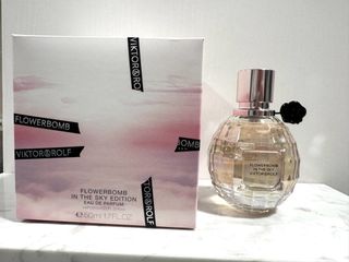（分類：）位於 。 由 makeupsonice 提交（商品編號 1461451142，圖片 1）。簡介： 。