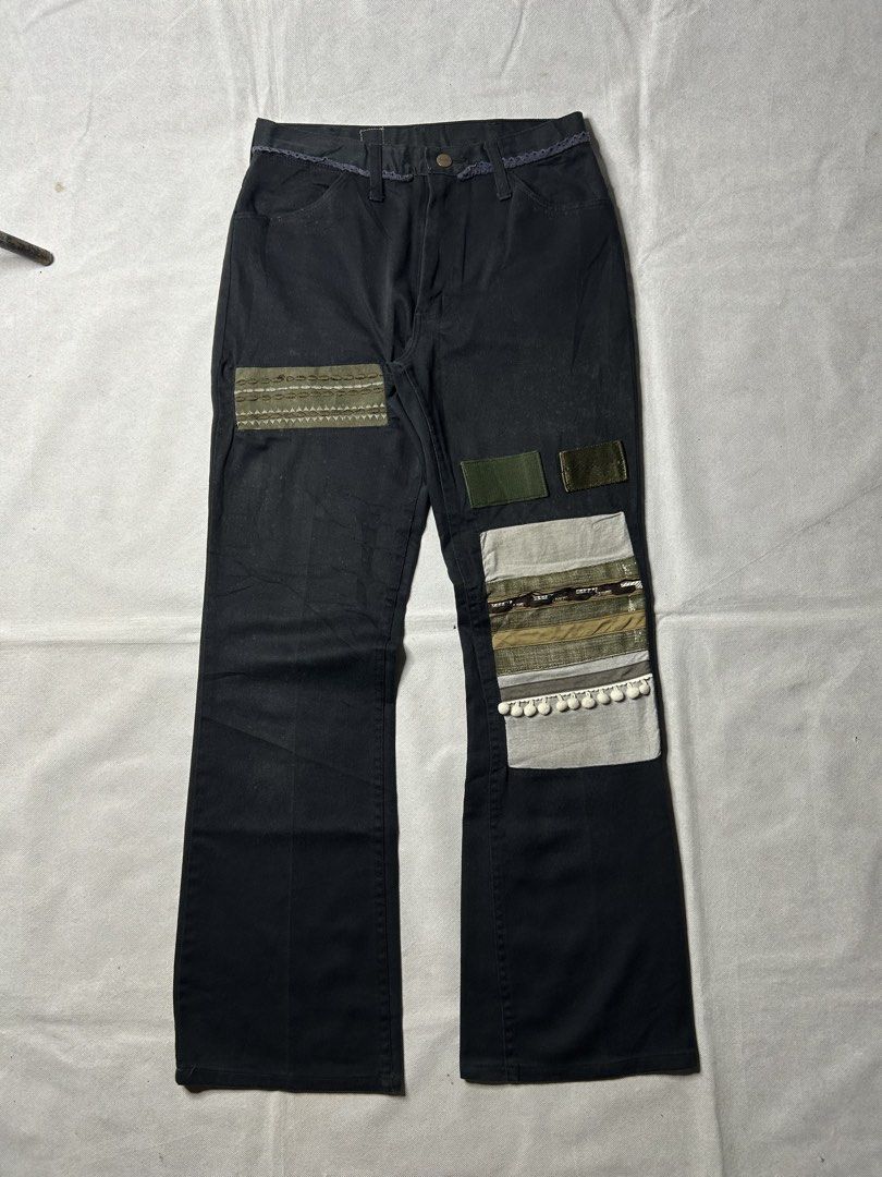 Vintage 1970’s/1980’s Costume Patch Work Bootcut Jeans (Category: Jeans) located in Iloilo. Submitted by noy_thrift (Listing ID 1461468225, Image 1). Description: Vintage 1970’s/1980’s Costume Patch Work Bootcut Jeans Waistline 28 Thighs 11 Knee 7.8 Leghole 9.1 Inseam 28 Outseam 39.5 Front Rise 10.5 Back Rise 12.2 Excellent Condition Issue: White Stain.