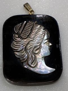 （分類：）位於 。 由 angelalam3388 提交（商品編號 1461513317，圖片 1）。簡介： 。