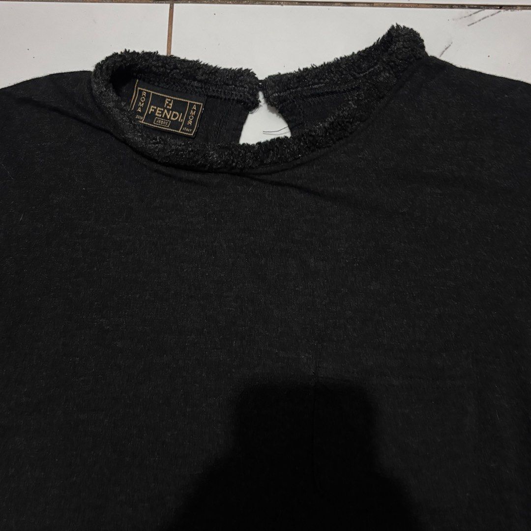 Vintage fendi tee (Category: Luxury Apparel) located in Manila. Submitted by santino11111 (Listing ID 1461488409, Image 2). Description: .