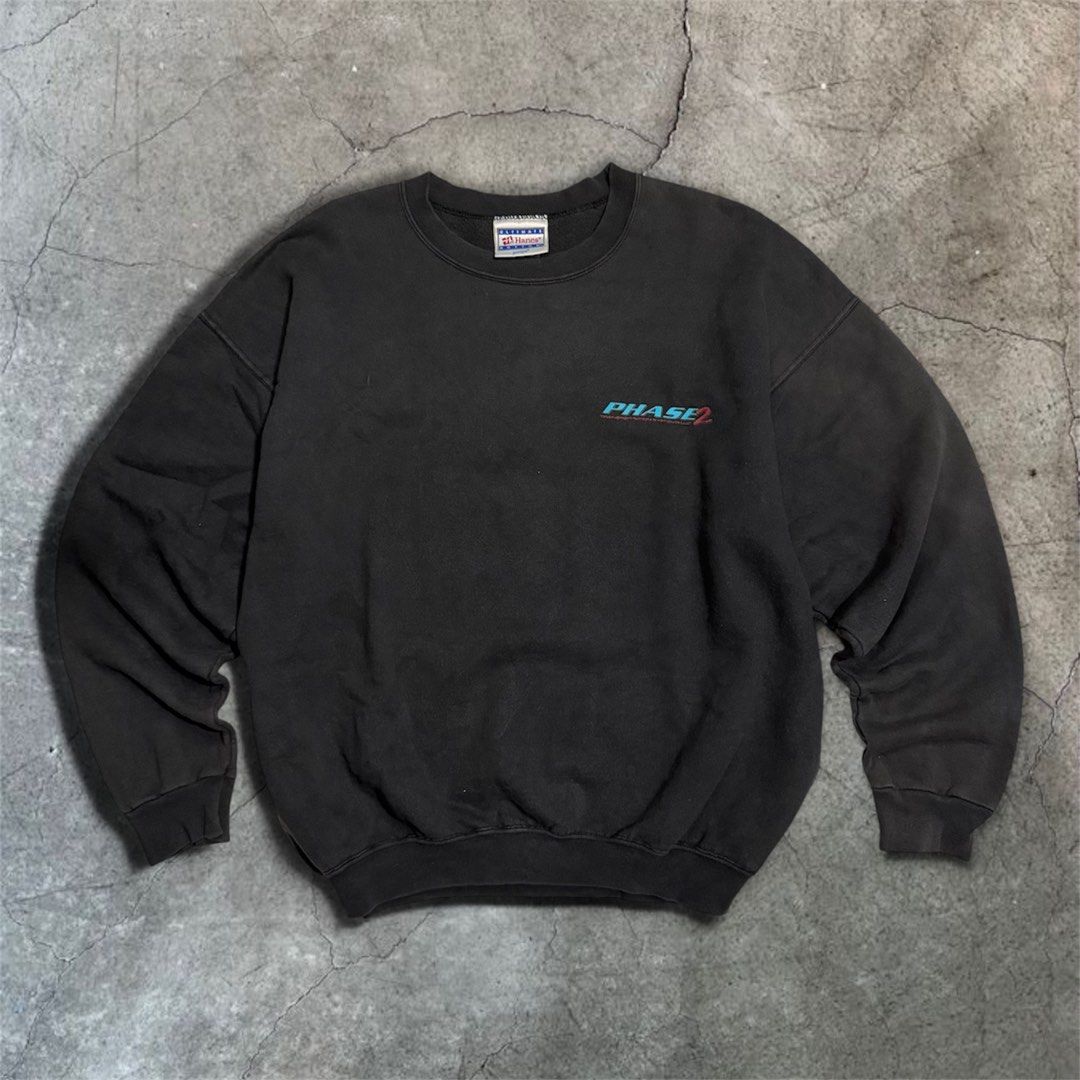Vintage Hanes sweatshirt Phase 2 (Category: Hoodies) located in Manila. Submitted by marx_g (Listing ID 1461540670, Image 1). Description: Vintage Hanes sweatshirt Phase 2 Size Xl Width: 25 Length: 27 PRICE: 900 plus shipping fee.
