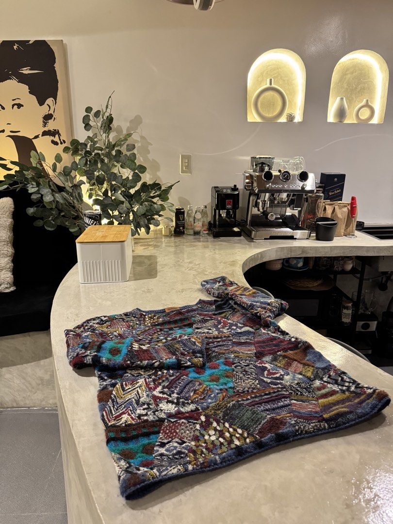 Vintage Rare Missoni Patchwork Knit Crewneck Jacket (Category: Luxury Apparel) located in Manila. Submitted by thevintage90_sretro. (Listing ID 1461359246, Image 3). Description: Vintage Missoni Patchwork Knit Crewneck Jacket Made in Italy Legit dm.