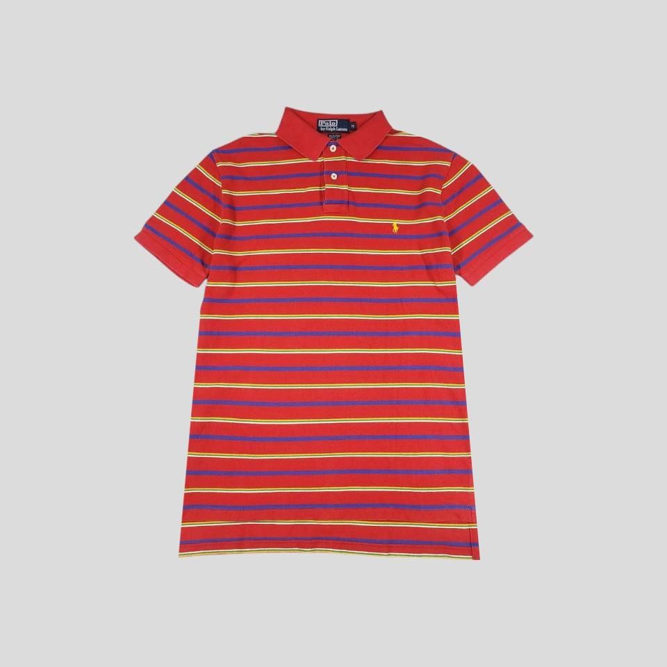 Vintage Tshirt Ralph Lauren 2000s (Category: Tshirts & Polo Shirts ) located in Alburquerque. Submitted by goldencloud_1bd970 (Listing ID 1461354053, Image 1). Description: Width - 19 1/2 inches Length - 27 inches Can do shipping nationwide Already got laundry so ready to wear..