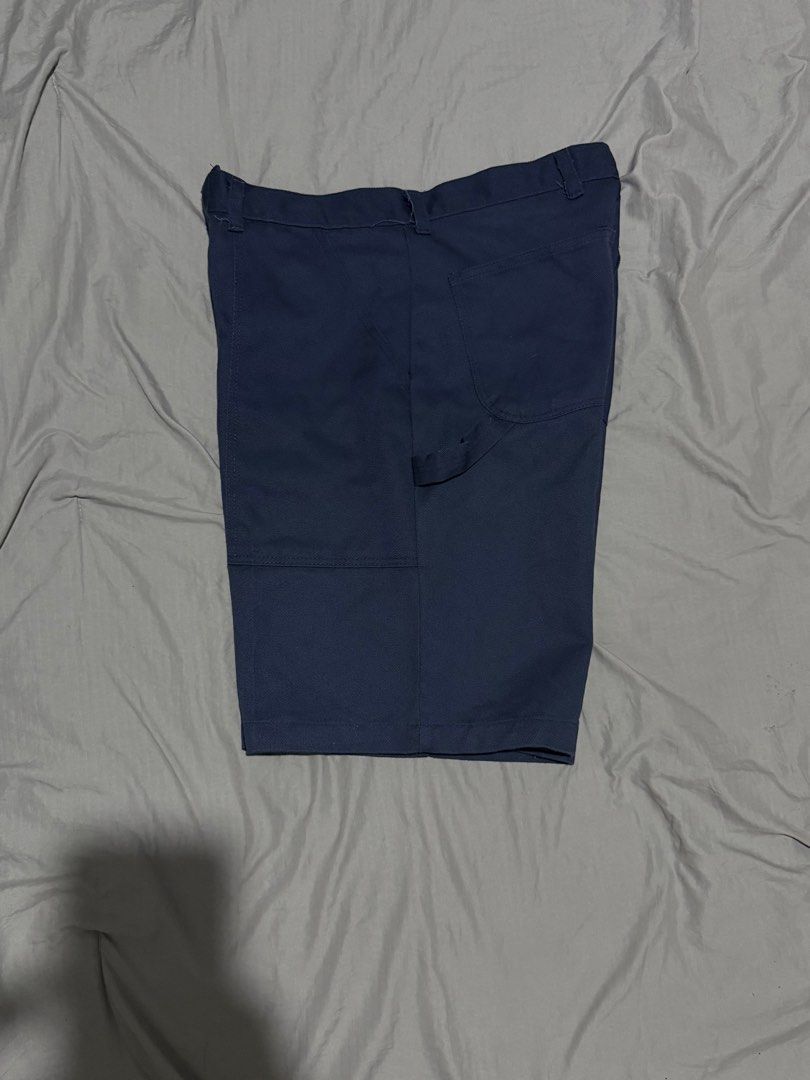 Vintage workwear navy carpenter short (Category: Shorts) located in Manila. Submitted by thra_shirts (Listing ID 1461430235, Image 3). Description: Vintage navy blue workwear carpenter jorts Waistline 32-33 Length 21 Hem 12 Malutong pa yung tela niya Authentic .