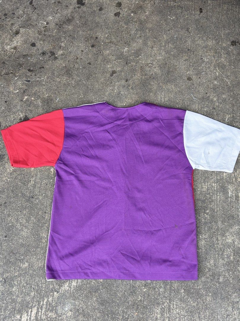 Vintage Y2k 76ers Jersey (Category: Tshirts & Polo Shirts ) located in Manila. Submitted by luxstreetwearzcasual (Listing ID 1461561410, Image 3). Description: In good condition Cut tag Size M on tag.
