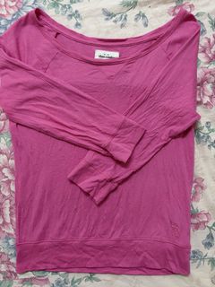 (Category: ) located in . Submitted by chloriswardrobe (Listing ID 1461441876, Image 1). Description: .