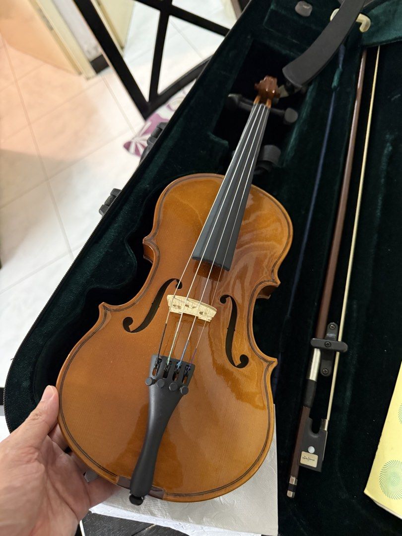 Violin 小提琴 1/4 （分類：樂器）位於 Hong Kong。 由 kenken1221 提交（商品編號 1461457737，圖片 3）。簡介： 。