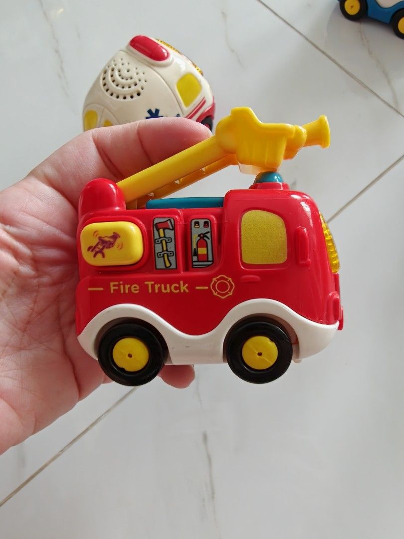 Vtech Fire Engine (Category: Infant Playtime) located in Singapore. Submitted by onevonne (Listing ID 1461444008, Image 2). Description: Works well with new batteries. item does not come with batteries. condition is quite new..