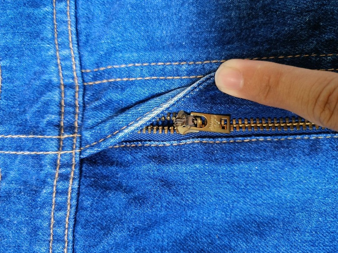 VTG Bobson overall denim (Category: Sets & Coordinates) located in Quezon City. Submitted by tedthrift (Listing ID 1461378821, Image 3). Description: size on 5'1-5'2 workwear style carpenters overall.