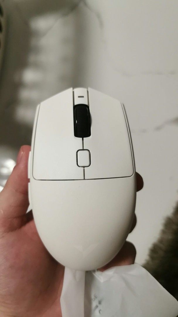 VXE V3 Series Wireless Mouse for Gaming & Office (Category: Mouse & Mousepads) located in Manila. Submitted by ravenblake87794 (Listing ID 1461522999, Image 2). Description: - VX3 V3 Series Wireless Mouse - Perfect for Gaming & Office Use - Sleek White Color - Reliable Wireless Connectivity (Trimode) - Check Photos for Detailed Views - Feel free to ask any questions!.