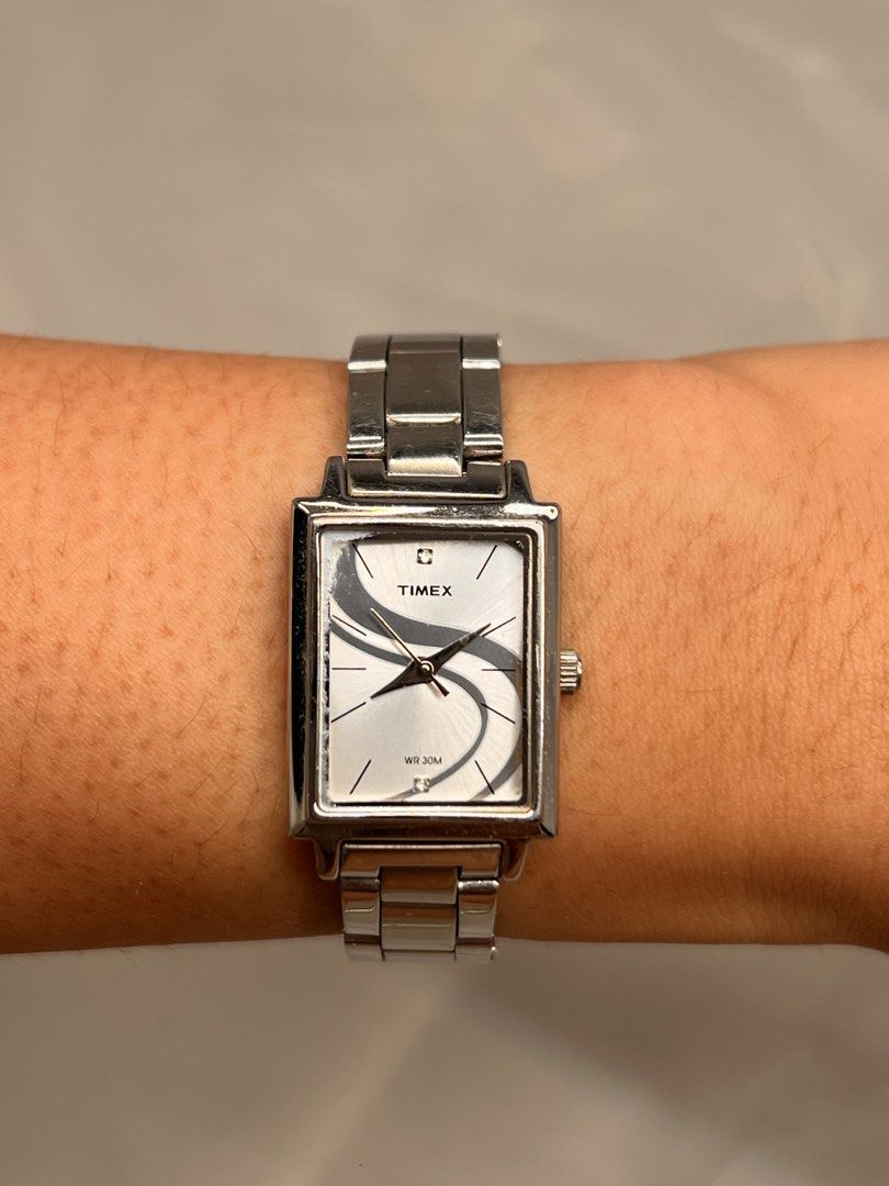 Watch (Category: Luxury Watches) located in Cebu City. Submitted by dj_decluttering (Listing ID 1461559171, Image 3). Description: Hi! Please help me declutter some of my stuff. No original boxes anymore. Orient - 10k Rado (gold dial) - 7k Tissot - 7k Raymond Weil - 6k Fossil - 5k Alba - 1.5k Timex - 1.5k.