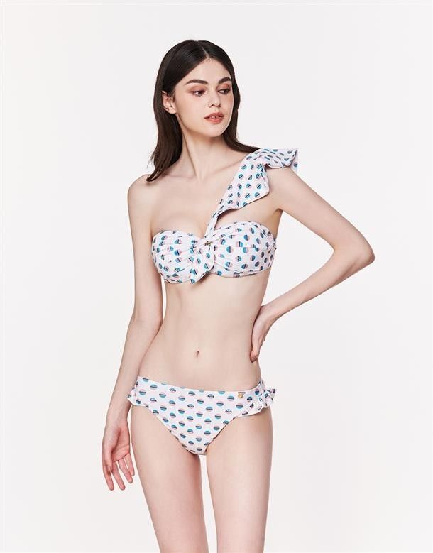 Wave Shine圓點荷葉邊Bikini-XS （分類：泳衣）位於 Hong Kong。 由 shungigi 提交（商品編號 1461401476，圖片 4）。簡介： 台灣品牌 9成新 只著過一次 尺寸請看圖6& 7 *只接受 payme 、 FPS或Alipay 付款 *請自行看清楚尺碼是否岩身，不設退款、退貨及更換 *No exchange *可面交或順豐到付。