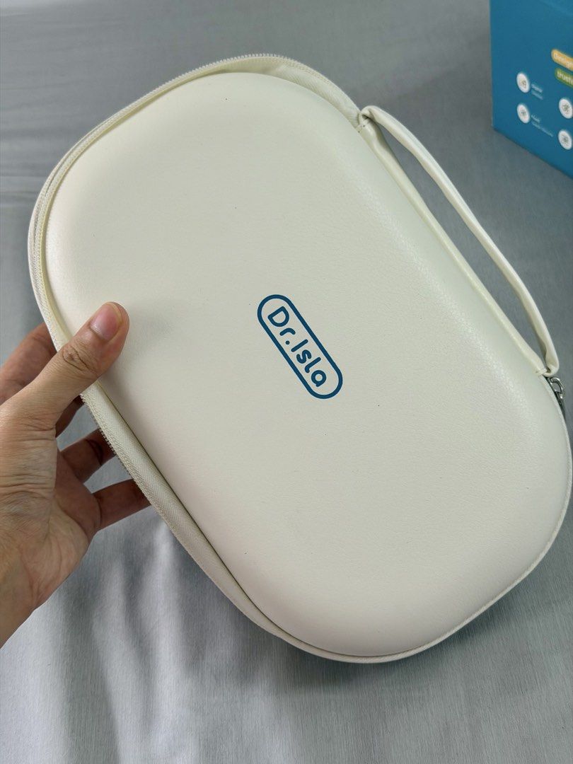 Wearable Breast Pump (Category: Breastfeeding & Bottle Feeding) located in Caloocan City. Submitted by clamartsss45031 (Listing ID 1461431247, Image 2). Description: Dr isla wearable breastpump with extra shell Accessories complete Rfs decluttering Lightly used only.