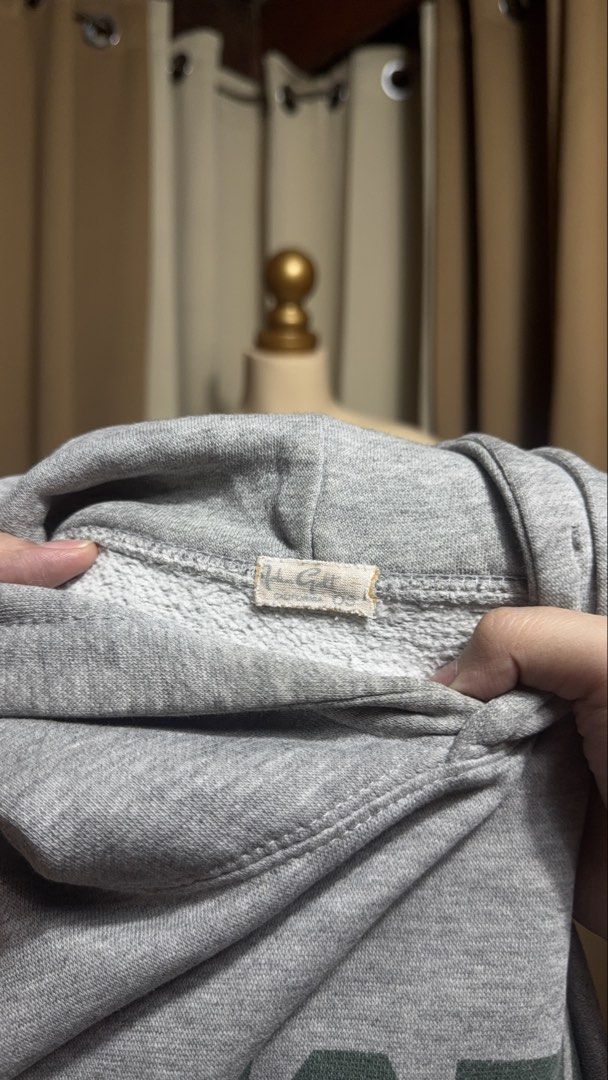 Whistler grey pullover hoodie (Category: Coats, Jackets and Outerwear) located in Pateros City. Submitted by jnnhfrnndz (Listing ID 1461418696, Image 3). Description: Us brand Freesize up to XXL Unisex Need wash ✨ NEW ARRIVALS! ✨ BRANDED HOODIES & SWEATERS 🧥💗 📌 UKAY ITEMS / PRELOVED 📌 Please MANAGE YOUR EXPECTATIONS — these are ukay pieces, so may possible signs of usage, minor stains, fading, or other imperfections. 📌 ALL ITEMS NEED WASHING