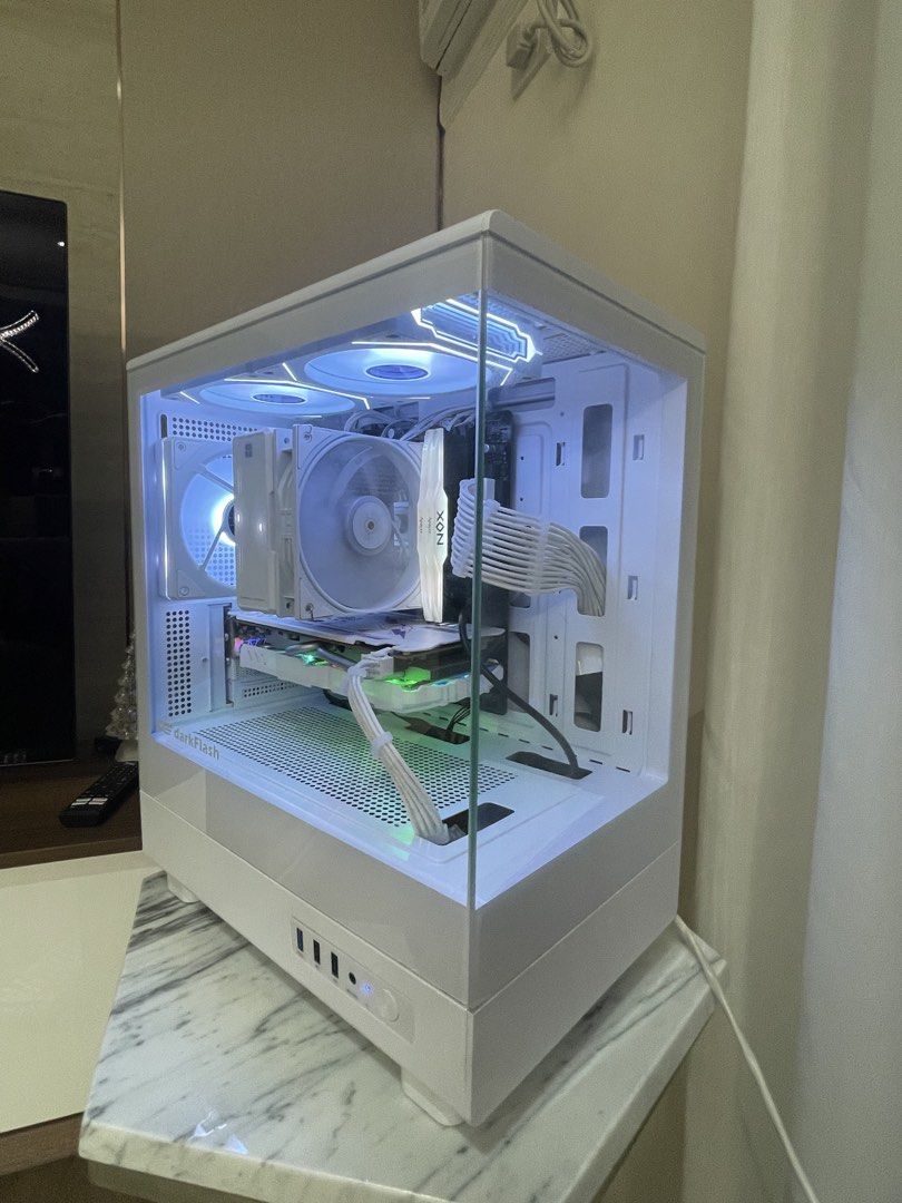 White Gaming PC Build (5600g + 5060) (Category: Desktops) located in Manila. Submitted by lleyton26 (Listing ID 1461449097, Image 2). Description: PERSONAL GAMING PC FOR SALE — ₱47,000 Selling my personal PC that I personally built and used. This PC was originally built in 2023, with some parts being recently upgraded/replaced with brand-new components. All parts were used by me only. Reason for selling: I’m upgrading to a new PC build, so I’m le