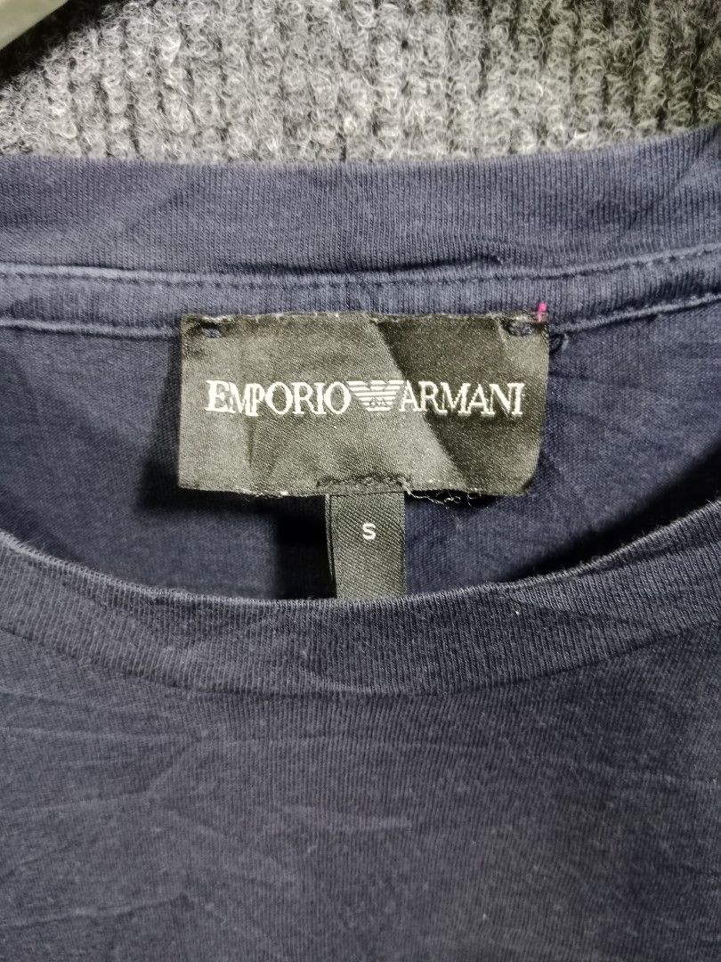 WMPORIO armani (Category: Formal Shirts) located in Surallah. Submitted by unending_archive (Listing ID 1461481540, Image 3). Description: 💎WMPORIO ARMANIIII 💎 SIZE:SMALL(19/27) EXCELLENT CONDTION COLOR RATE:9.5/10 ISSUE NEED WASH PRICE PM ME 📩.
