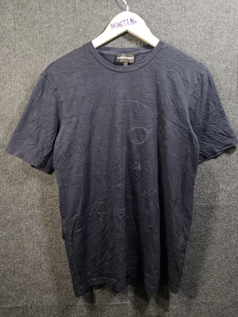 WMPORIO armani (Category: Formal Shirts) located in Surallah. Submitted by unending_archive (Listing ID 1461481540, Image 1). Description: 💎WMPORIO ARMANIIII 💎 SIZE:SMALL(19/27) EXCELLENT CONDTION COLOR RATE:9.5/10 ISSUE NEED WASH PRICE PM ME 📩.
