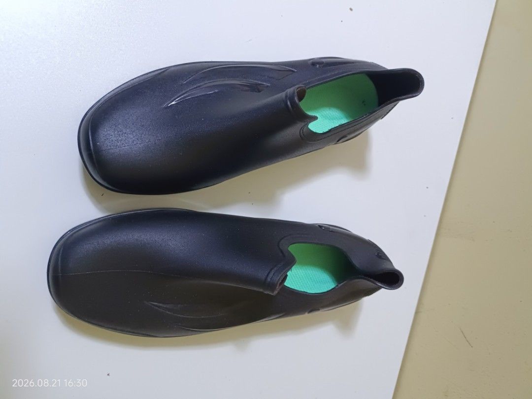 Women's Rain boots (Category: Boots) located in Baguio. Submitted by mariemaeb53657 (Listing ID 1461524263, Image 3). Description: 💐Bota 🌿Eur:39 |cm:25 insole 🍁Likenew.