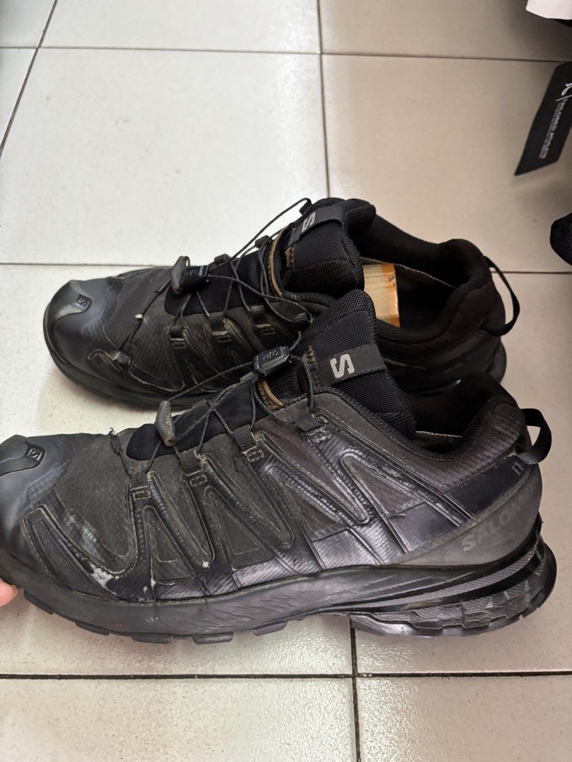 XA PRO 3D GORE-TEX (Category: Sneakers) located in Pasig City. Submitted by bootsoftravel_ph (Listing ID 1461561795, Image 3). Description: XA PRO 3D GORE-TEX used - Good FOR SALE Pair only FREE shipping!!! Issue: drags , replaced insoles Price ₱2,500 size: EU 45.5 / UK 10.5 / US 11 Guaranteed 100% Legit 💯 We ship nationwide 🚚.