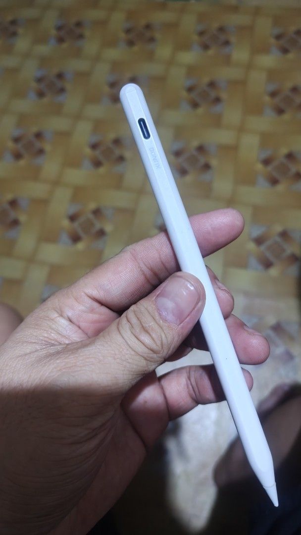 xunnd stylus pen universal (Category: Other Mobile & Gadget Accessories) located in Makati City. Submitted by dreckz28 (Listing ID 1461488148, Image 2). Description: .