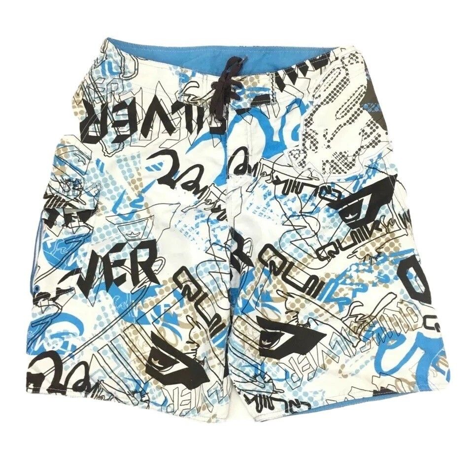 Y2k Quicksilver Board short (Category: Swim Trunks & Board Shorts) located in Cabuyao City. Submitted by roronhilira (Listing ID 1461526915, Image 1). Description: Y2k Quicksilver Board short Size 38 on tag Waistline 36-38 Length 22 Hem 14 Very good condition 650 plus ship DM 📥.