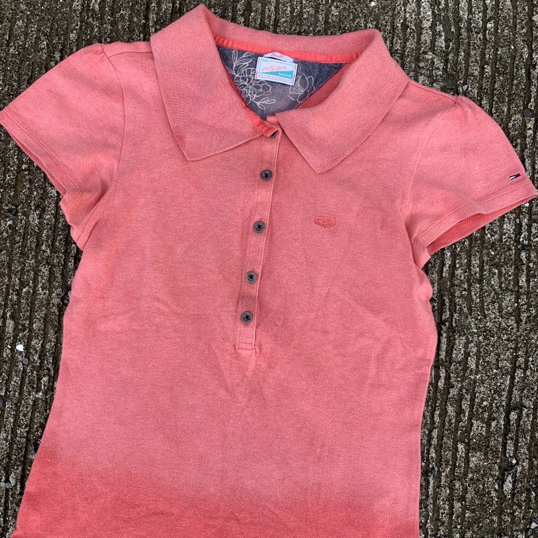 Y2k Tommy Women polo (Category: Shirts) located in Manila. Submitted by _thrift.clothes._ (Listing ID 1461344428, Image 2). Description: Size:Medium W:15 L:22.