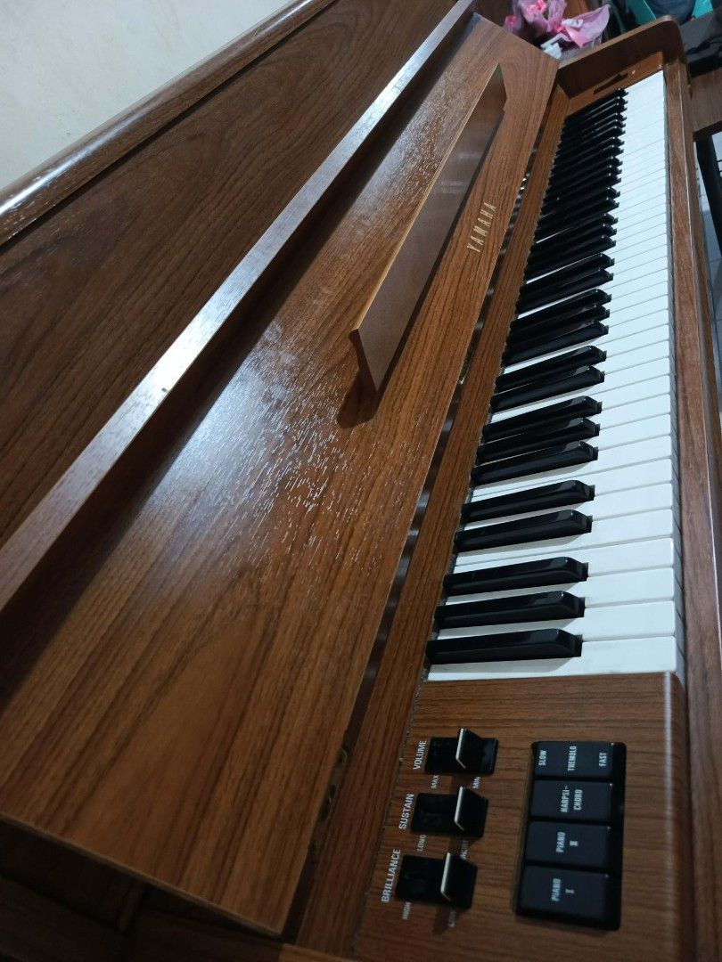 Yamaha Upright Piano (w/ issue) (Category: Musical Instruments) located in Manila. Submitted by gilll_09 (Listing ID 1461497497, Image 3). Description: Yamaha E201B (76 keys) 110V Good finish, like new Issue: no sound (volume slider need to be fix) .