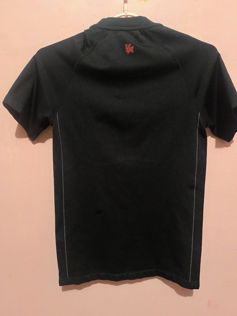Youngla Superhero Compression Shirt (Category: Activewear) located in Gumaca. Submitted by badzmdfghjkl (Listing ID 1461503517, Image 2). Description: BRAND NEW condition sinukat lang never worn no orig plastic pero may tags pa small size rfs; hindi nasusuot.