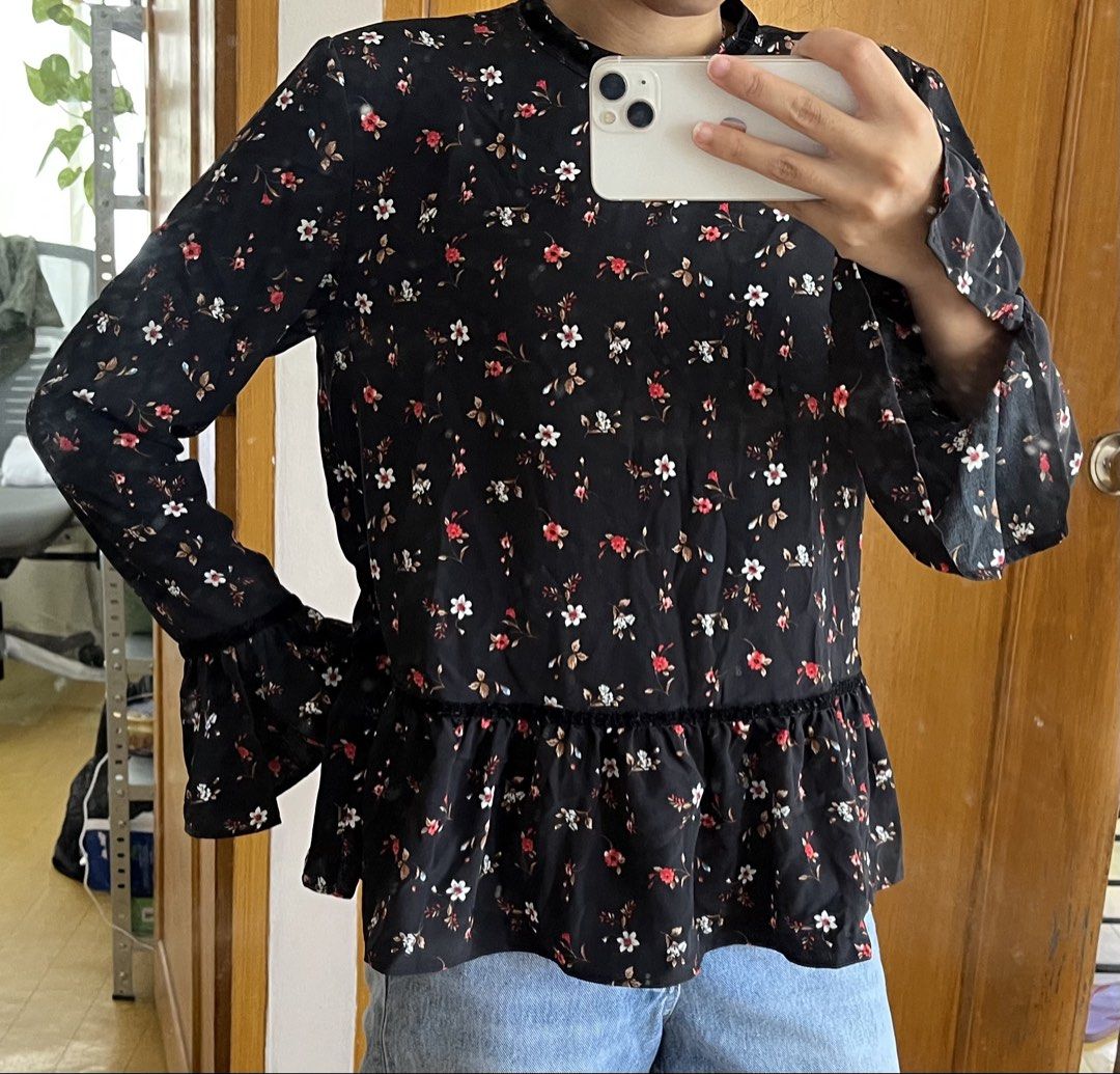 Zara Basic Black Floral Peplum Blouse (Category: Blouses) located in Dasmarinas. Submitted by aurapadilla00 (Listing ID 1461507889, Image 2). Description: - Black peplum blouse - Cute all-over floral print - Long bell sleeves with ruffled cuffs - High neckline with subtle trim - Versatile: pairs well with jeans or skirts - Made in Turkey.