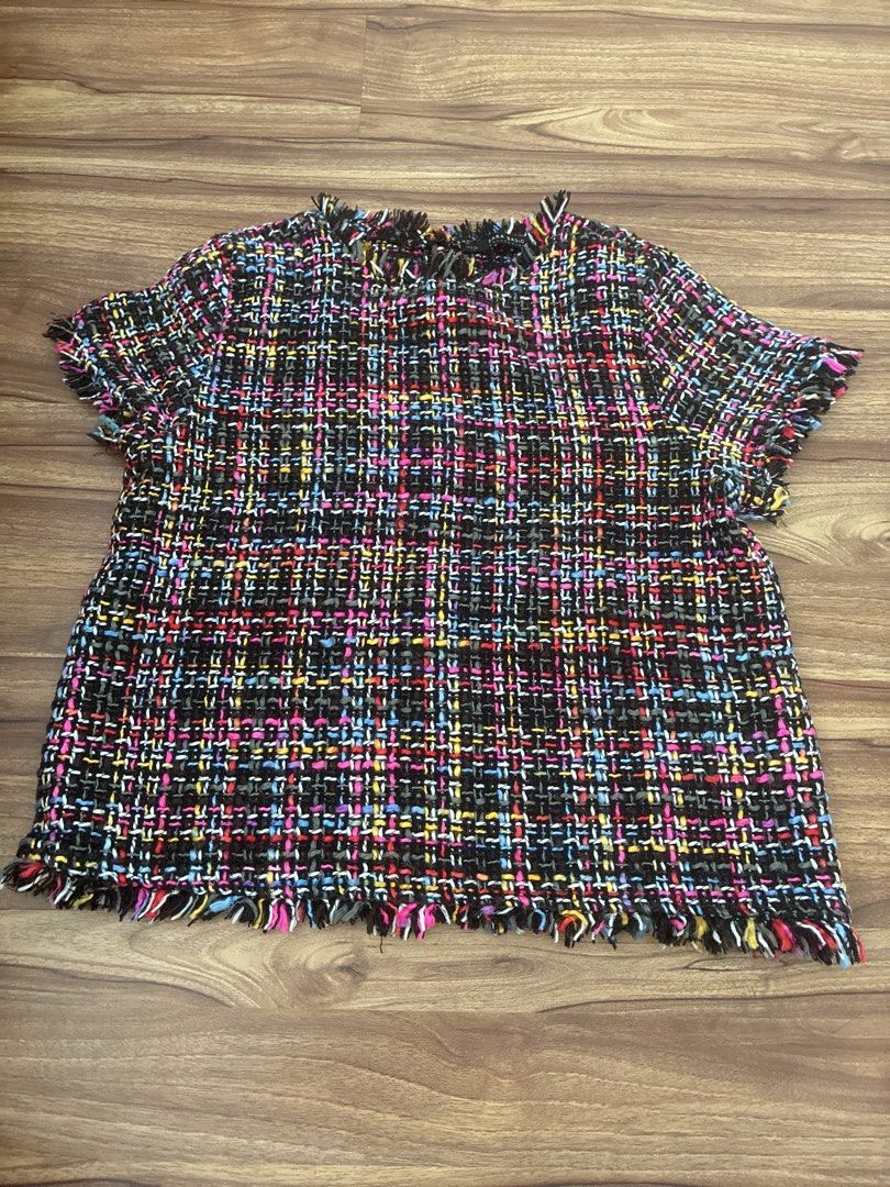 Zara Basic Collection Tweed Top (Category: Blouses) located in Pasig City. Submitted by slr1949 (Listing ID 1461561655, Image 1). Description: - Zara Basic tweed top - Short sleeves with frayed edges - Frayed hemline - Fun, textured fabric with black, pink, blue, yellow, and white threads - Adds a pop of color to your outfit.