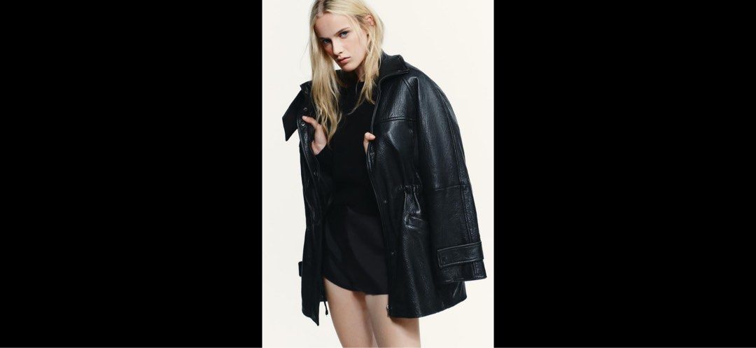 Zara Black Leather Oversized Jacket 黑色皮褸 （分類：外套及戶外衣服）位於 Hong Kong。 由 pochang513 提交（商品編號 1461424752，圖片 4）。簡介： ❤️全新有吊牌 /100% New & authentic with tag❤️ 原價original price HK$2299。