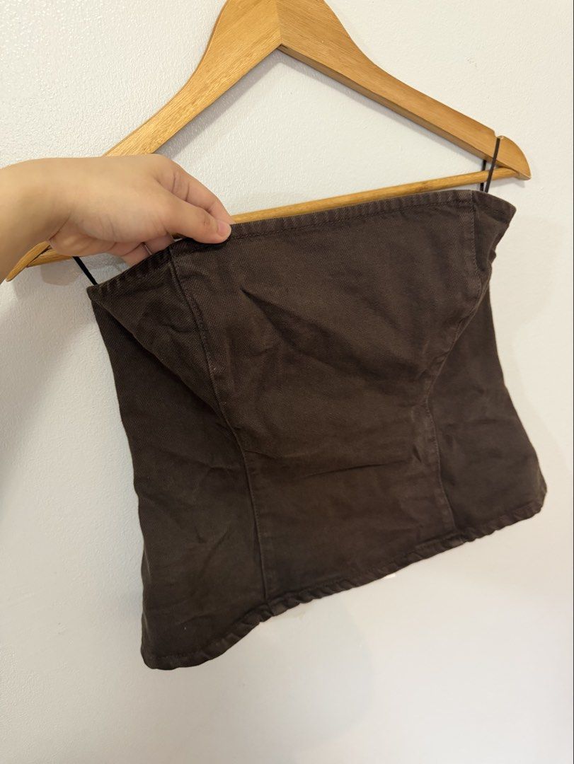 ZARA brown tube top (Category: Sleeveless) located in Cainta. Submitted by mvqg17 (Listing ID 1461373115, Image 2). Description: Brandnew zara top Super cute! What you see is what you get :) PM me for more details.