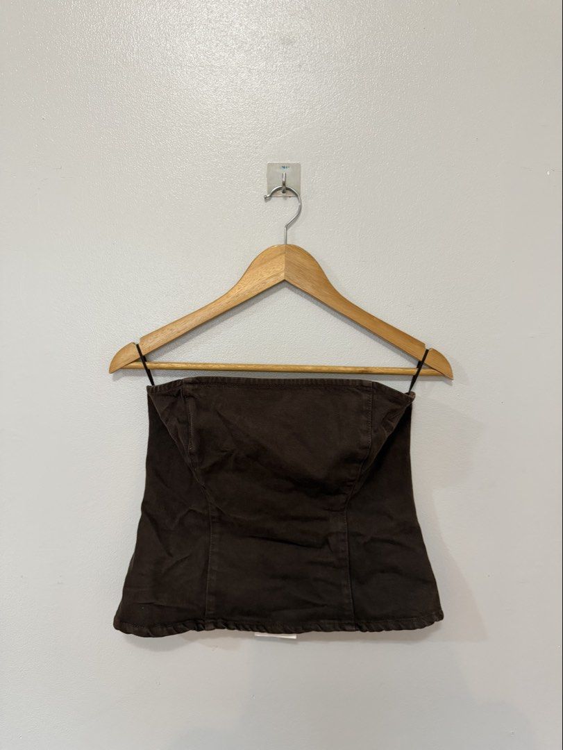 ZARA brown tube top (Category: Sleeveless) located in Cainta. Submitted by mvqg17 (Listing ID 1461373115, Image 1). Description: Brandnew zara top Super cute! What you see is what you get :) PM me for more details.