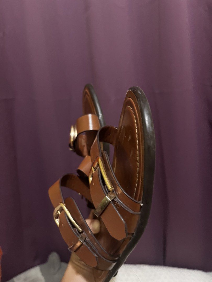 Zara Flats (Category: Flats & Sandals) located in Paranaque City. Submitted by maineshar19 (Listing ID 1461486203, Image 3). Description: .