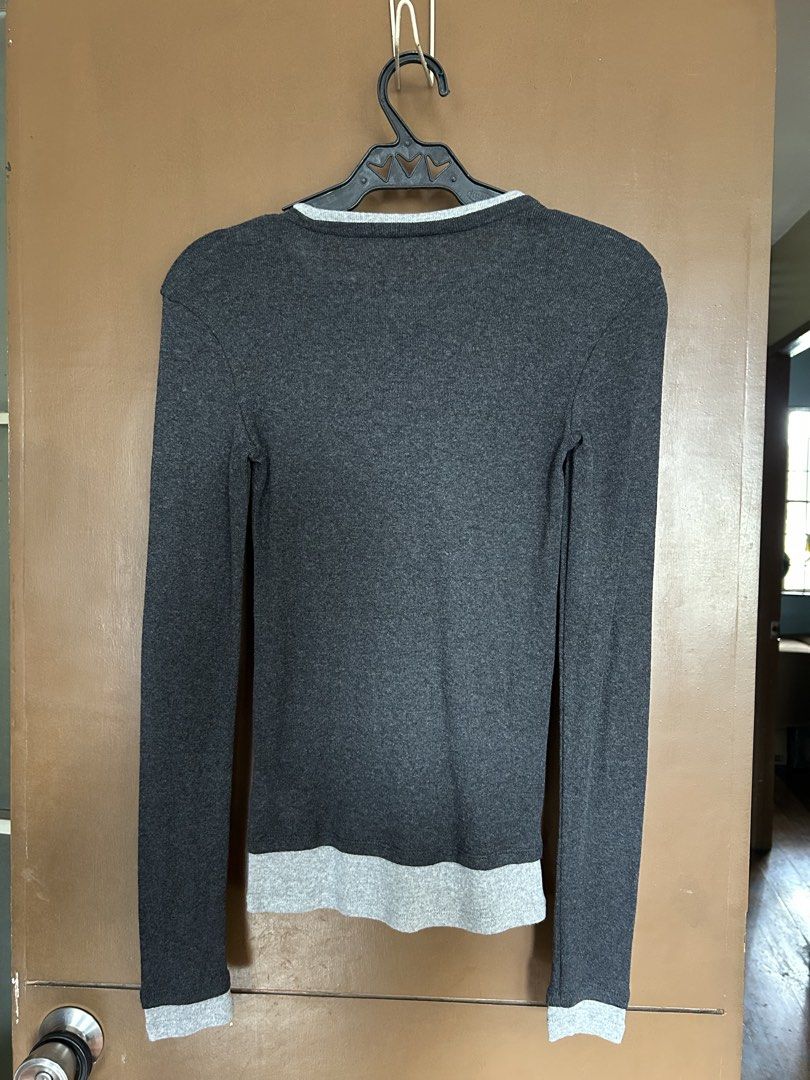 ZARA Layered Charcoal and Grey Top (Category: Longsleeves) located in Manila. Submitted by anothermanxtreasure (Listing ID 1461399385, Image 3). Description: Good for the “layered” look (built in), not hot for PH weather.