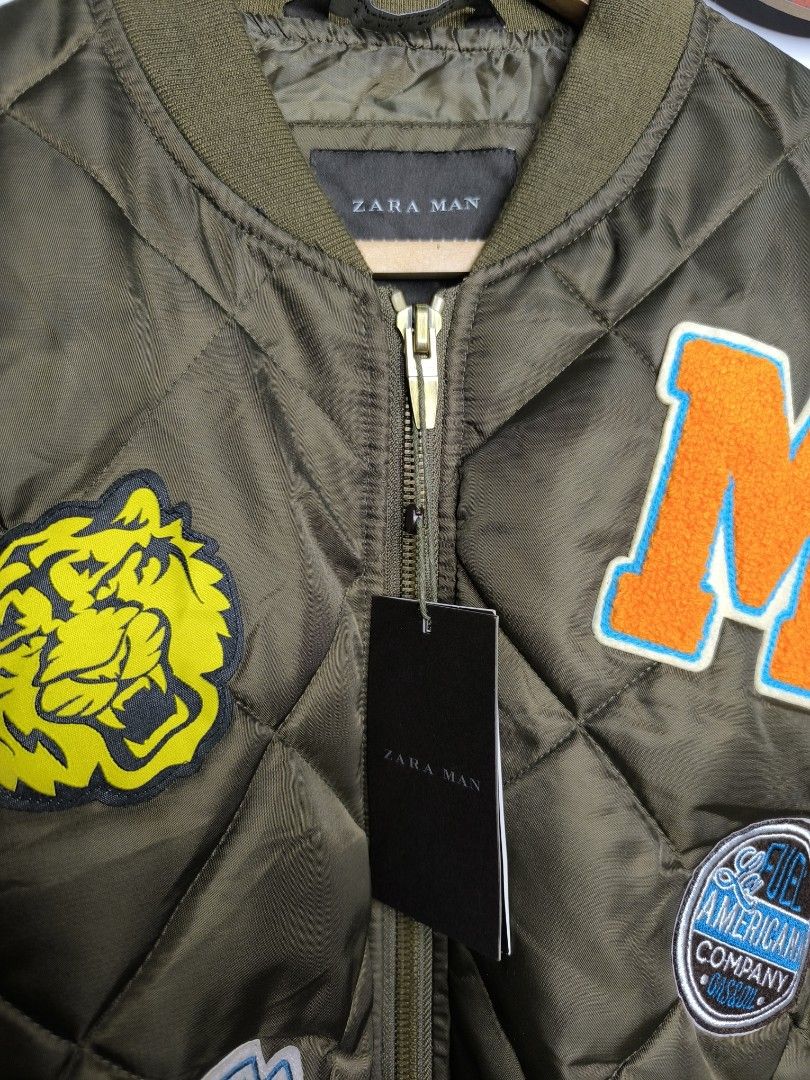 ZARA MAN BOMBER JACKET (Category: Coats, Jackets and Outerwear) located in Puerto Princesa. Submitted by thriftykoi (Listing ID 1461517616, Image 3). Description: .
